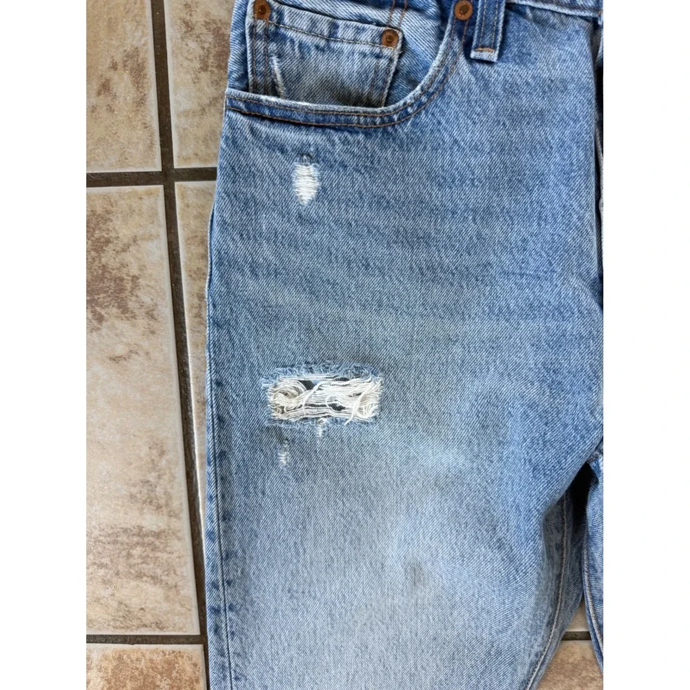 Levis Premium 501 Straight Distressed Light Wash Jeans 29 x 28 High Rise Button